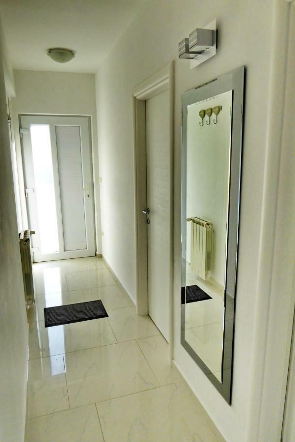 Apartments Curicta 1 Кърк Екстериор снимка